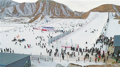 <p>　　黃谷川的冰雪盛景。</p>