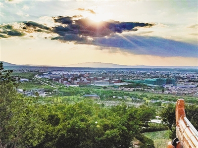 <p>　　牌路山森林公園</p>