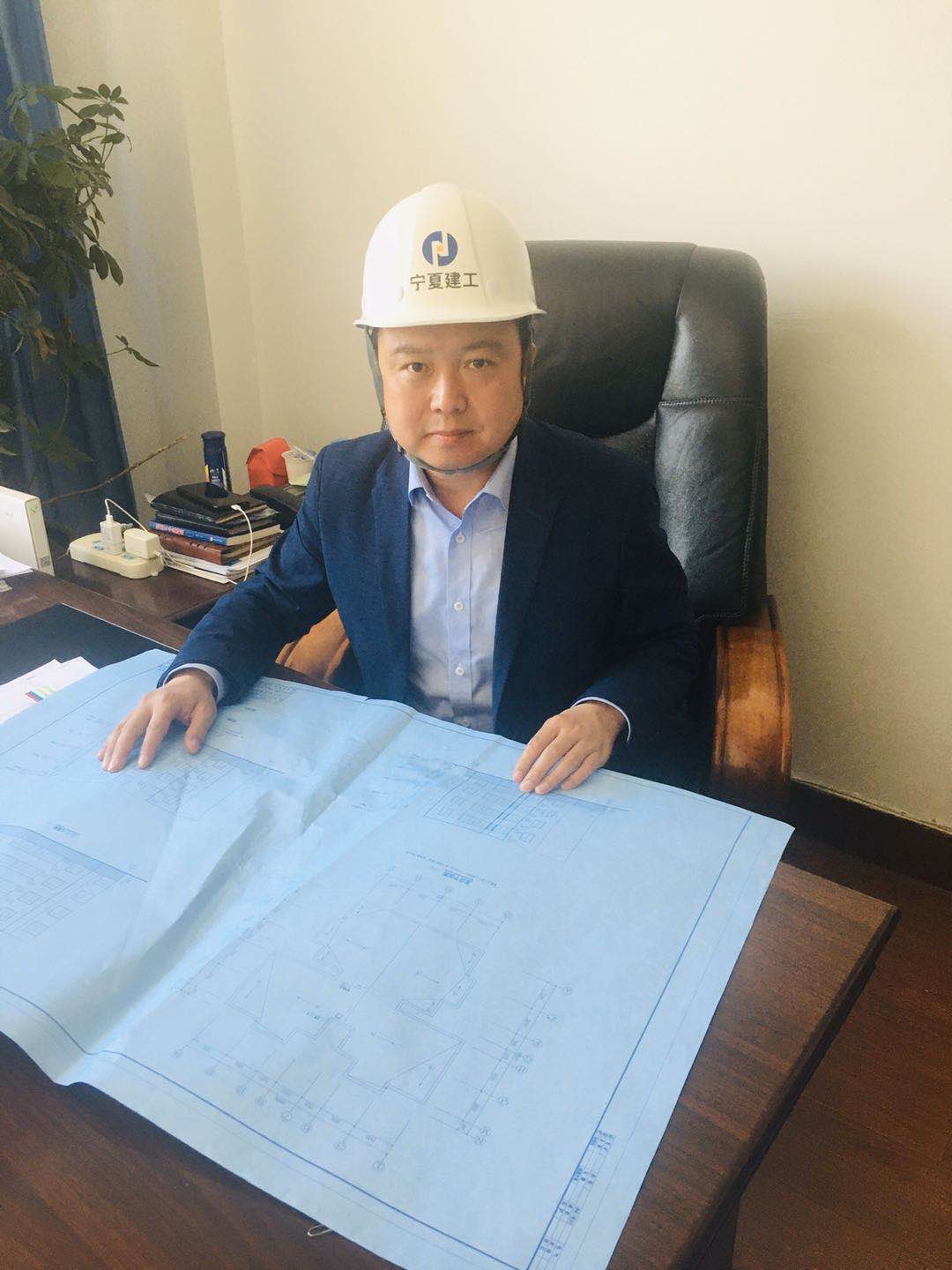 安玉鵬.jpg